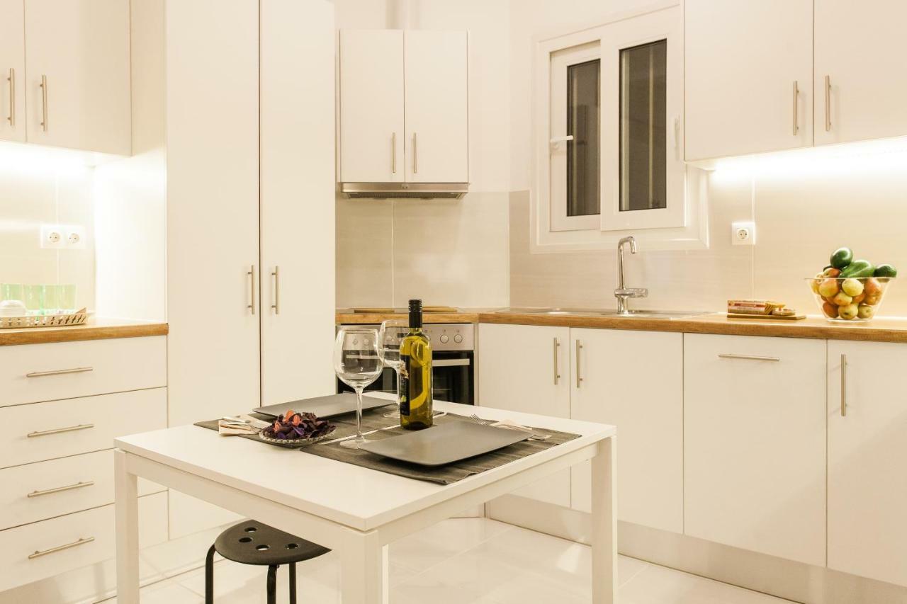 אתונה Classy And Stylish Private Apartment At Acropolis Museum Metro Station מראה חיצוני תמונה